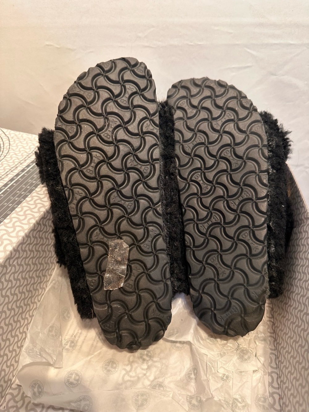 NWT Birkenstock Arizona Big Buckle Teddy Shearling Slip On Sandals - Picture 6 of 7